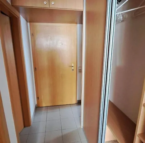 S Balkonem U Sjezdovek Апартаменты