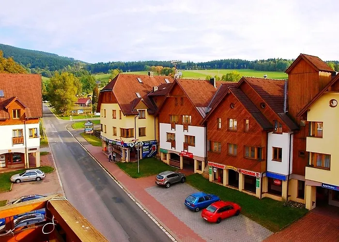 S Balkonem U Sjezdovek * Рокицани